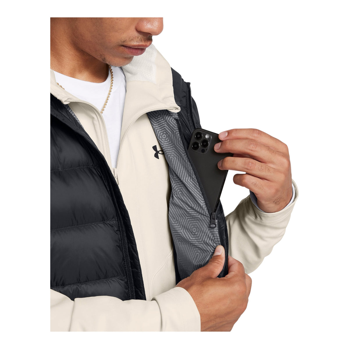 UNDER ARMOUR legend down vest